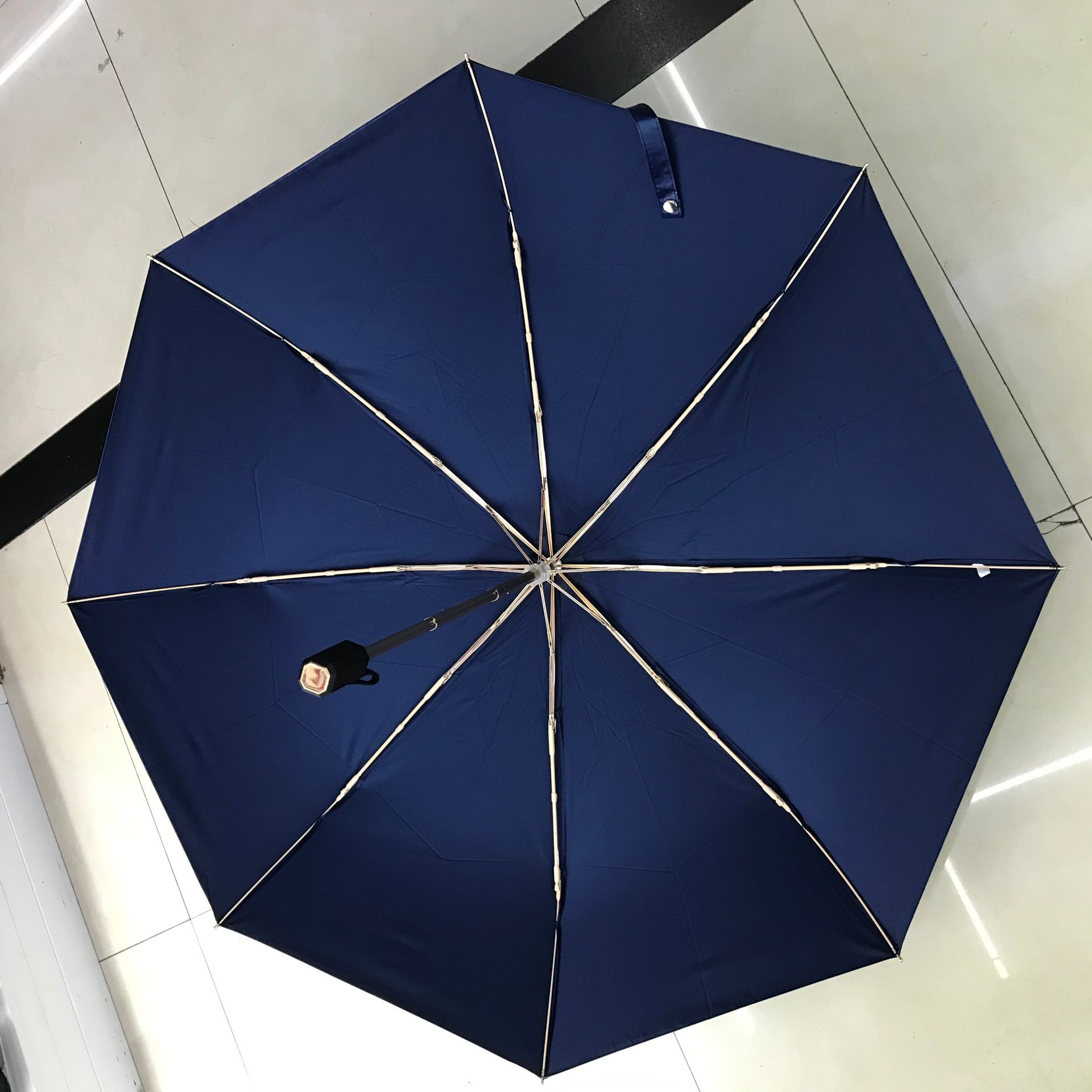 New Light Luxury Folding Umbrella Spot Factory Sales New Light Luxury Folding Umbrella Spot Factory Sales