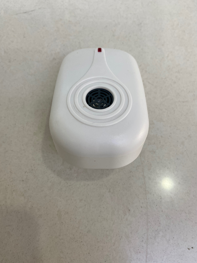 Electronic Mites Instrument Household Acarus Killing Sterilization Ultrasonic Pest Repeller Insect and Dust Removal Artifact Electronic Mites Instrument Household Acarus Killing Sterilization Ultrasonic Pest Repeller Insect and Dust Removal Artifact