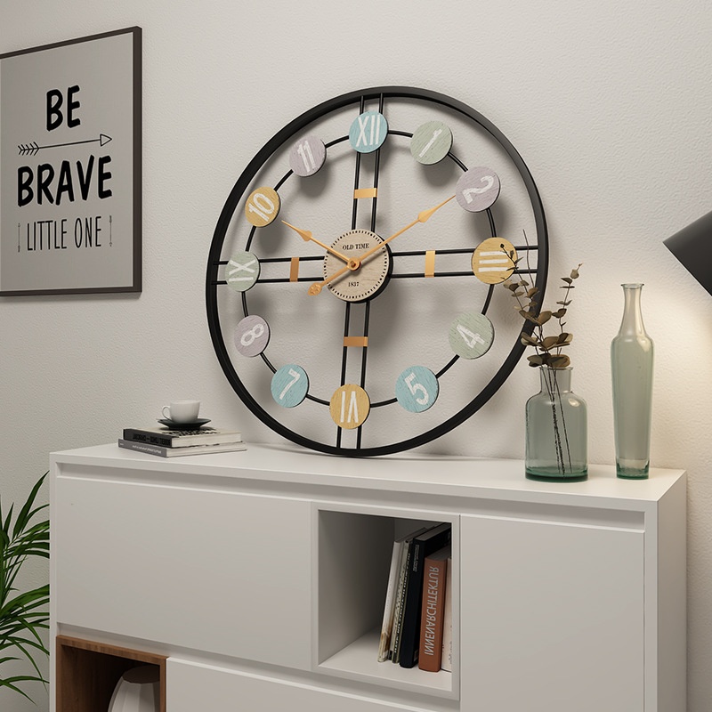 Mute Simple Clock Modern Minimalist Craft Iron Clock Living Room Decorative Creative Wall Clock