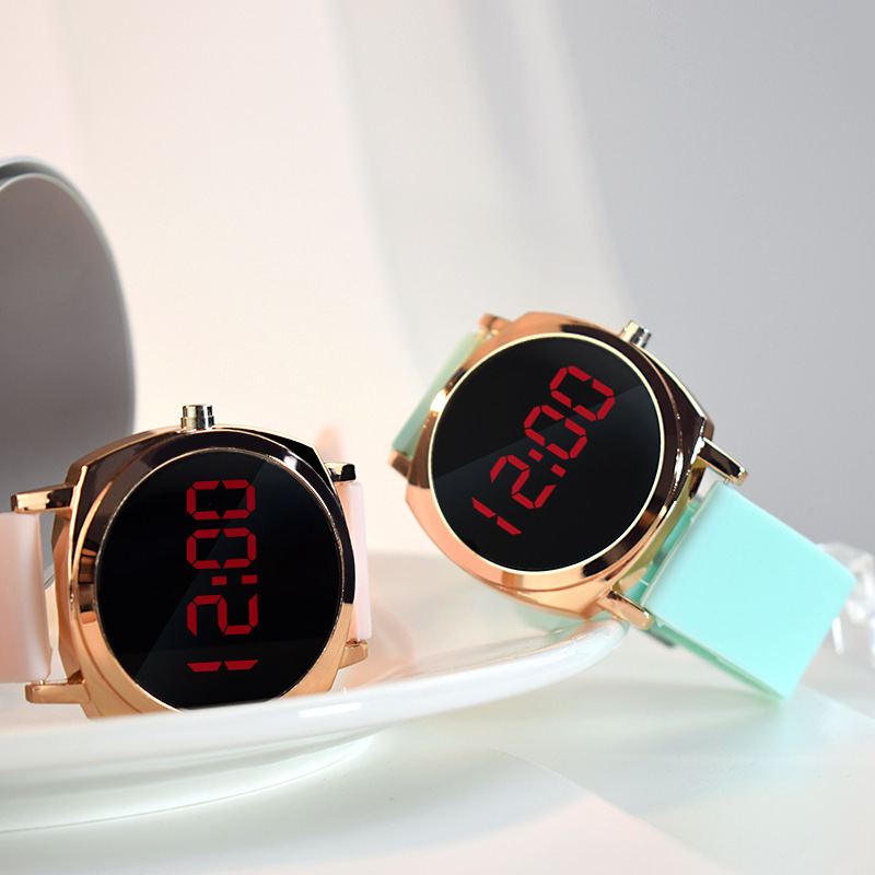  Popular Style Watch Female Student Children's Alloy Watch Korean Style Simple and Casual LED Electronic Watch Sports