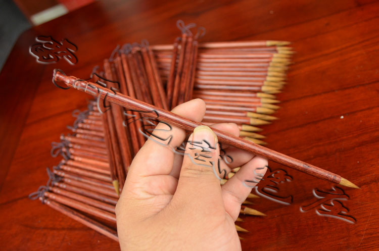 Old Technician Copy Scripture Red Sandalwood Ebony Regular Script Beiwei Writing Brush Made of Weasel's Hair Teeny Lower Case Jiju Writing Brush Old Technician Copy Scripture Red Sandalwood Ebony Regular Script Beiwei Writing Brush Made of Weasel's Hair Teeny Lower Case Jiju Writing Brush