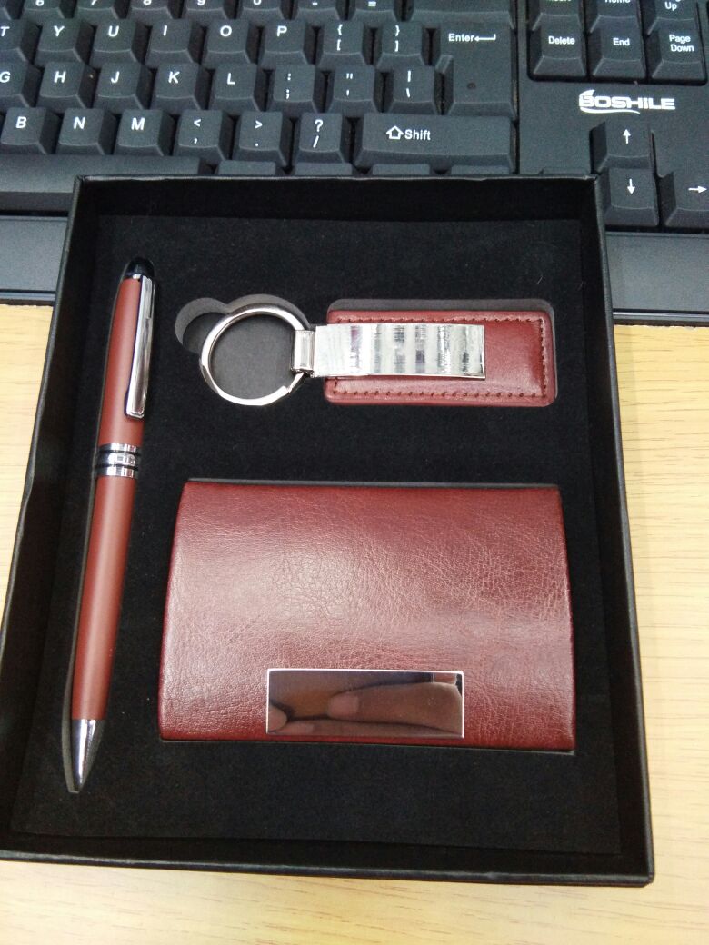 Card case + key chain + pen