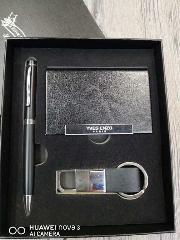 Business card case key ring ballpoint pen