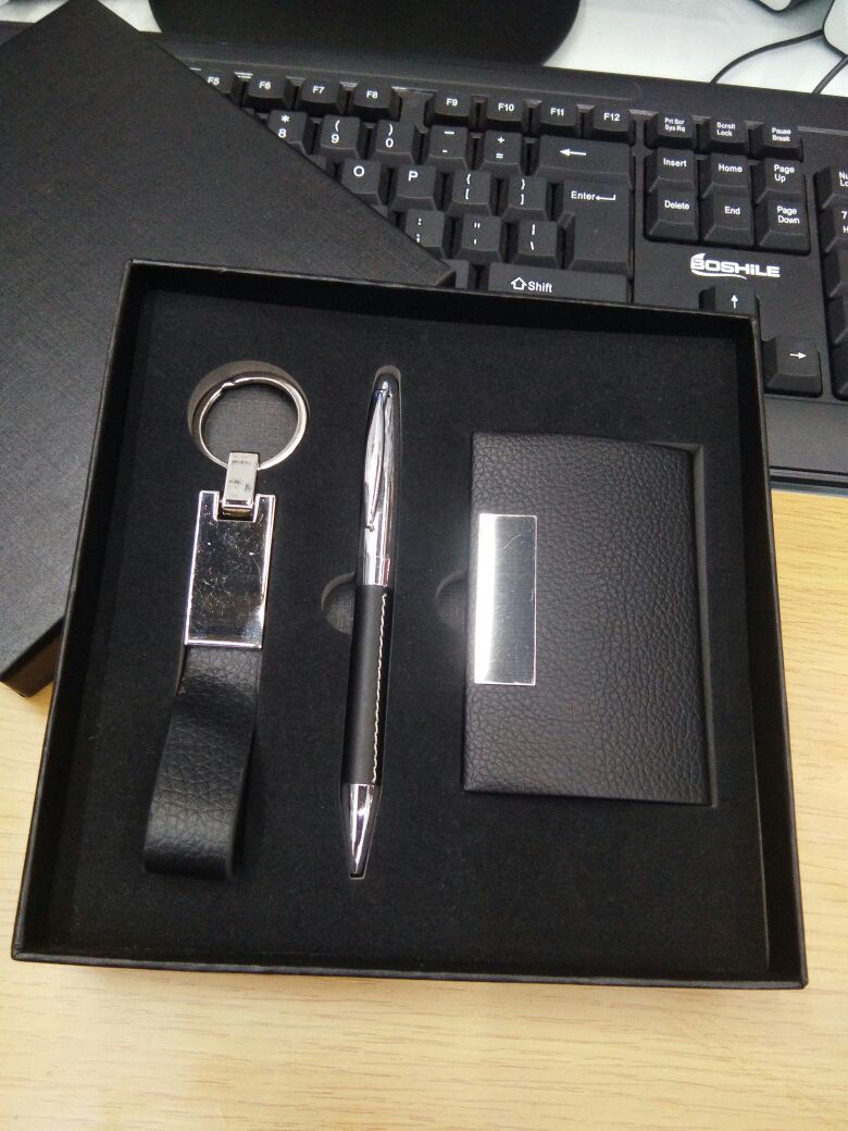 Card case + metal case + long leather key chain