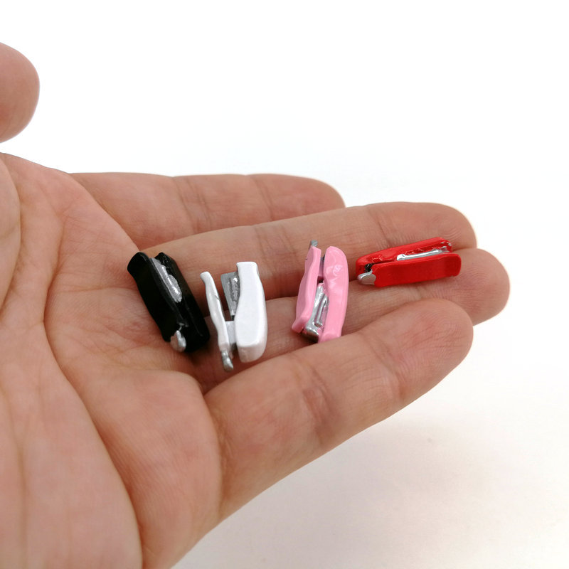 Dollhouse [Mini Book Stapler Stapler Model] Baby House Pocket Stationery DIY Accessory