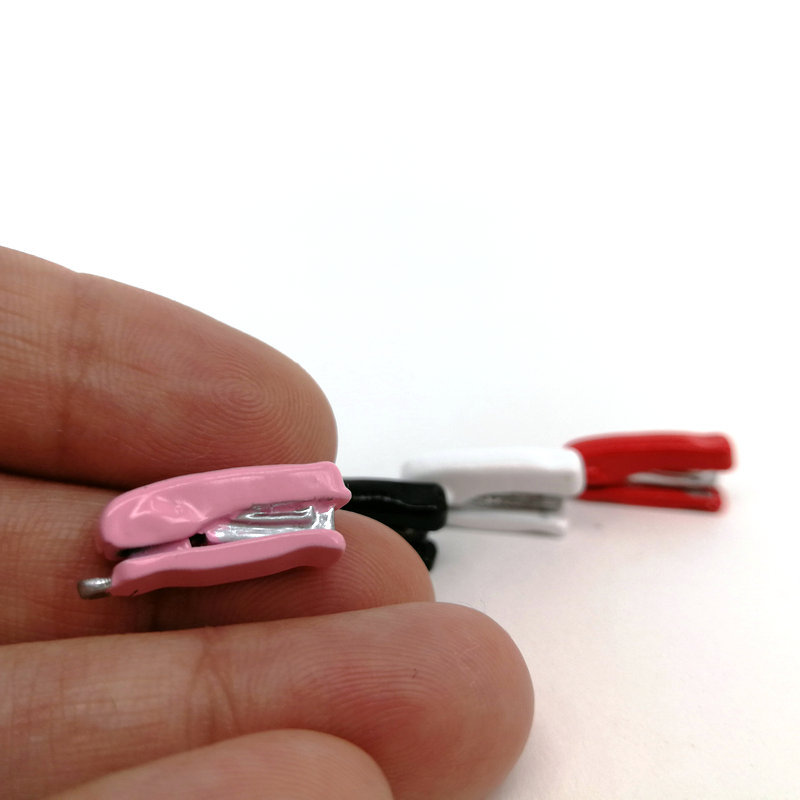 Dollhouse [Mini Book Stapler Stapler Model] Baby House Pocket Stationery DIY Accessory