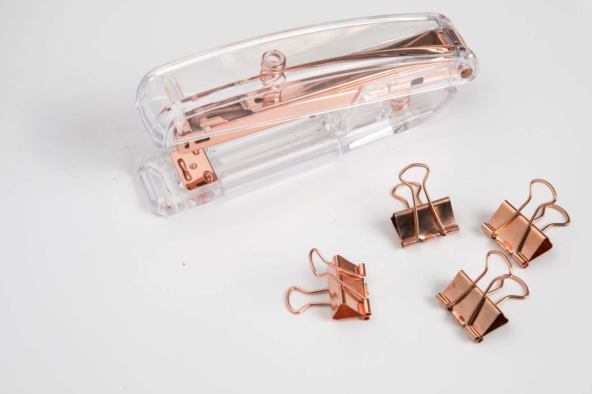 Cross-Border Amazon Factory Direct Supply Rose Gold Gift Stapler Office Transparent Plastic Stapler Binding Machine Cross-Border Amazon Factory Direct Supply Rose Gold Gift Stapler Office Transparent Plastic Stapler Binding Machine