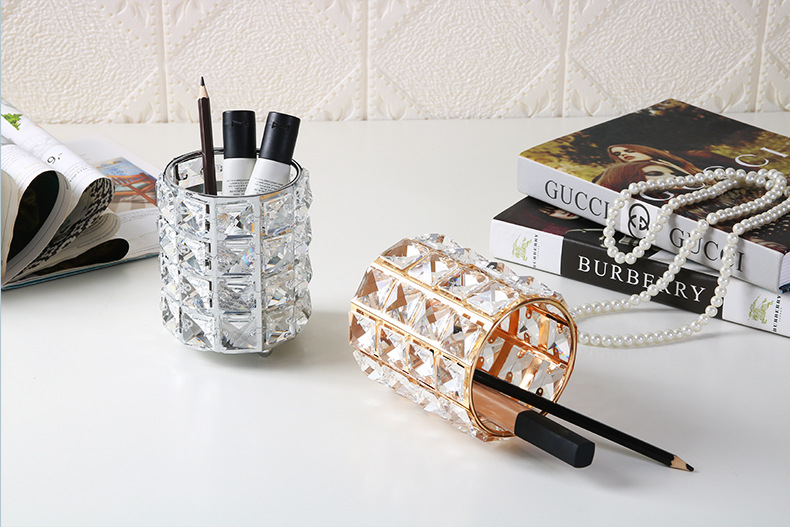 Factory Price Wholesale Crystal Pen Holder Dresser Storage Bucket Metal Crafts Decoration Ornaments Makeup Brush Storage Tube Factory Price Wholesale Crystal Pen Holder Dresser Storage Bucket Metal Crafts Decoration Ornaments Makeup Brush Storage Tube