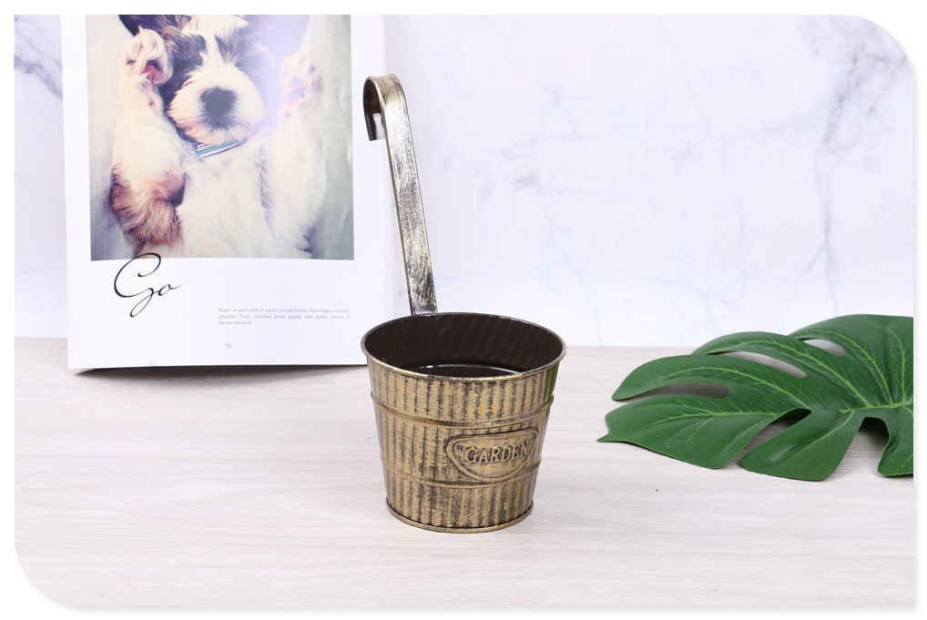 Vintage Distressed Iron Sheet Hook Bucket Iron Flowerpot Balcony Desk Small Flower Bucket Idyllic Style Hanging Basin Vintage Distressed Iron Sheet Hook Bucket Iron Flowerpot Balcony Desk Small Flower Bucket Idyllic Style Hanging Basin
