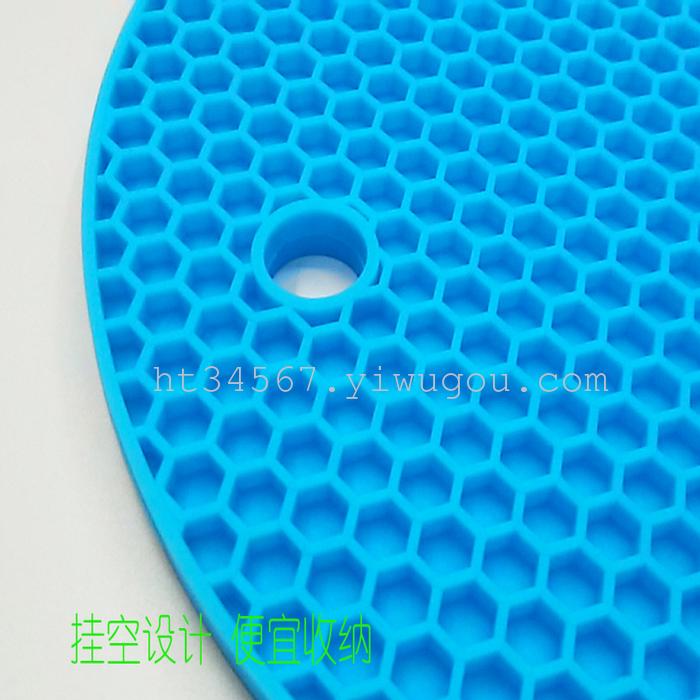 Explosion, thickened 85g waterproof table mat silicone honeycomb heat insulation pad Explosion, thickened 85g waterproof table mat silicone honeycomb heat insulation pad
