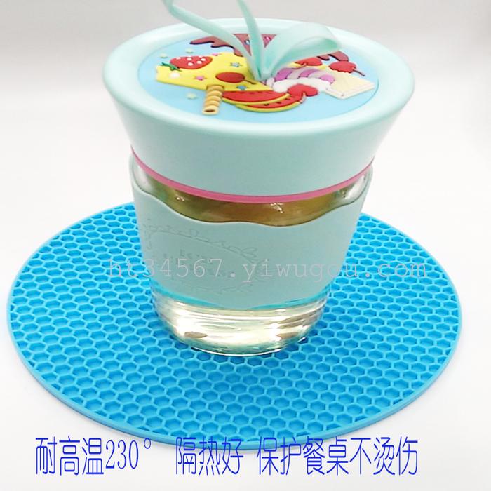 Explosion, thickened 85g waterproof table mat silicone honeycomb heat insulation pad Explosion, thickened 85g waterproof table mat silicone honeycomb heat insulation pad