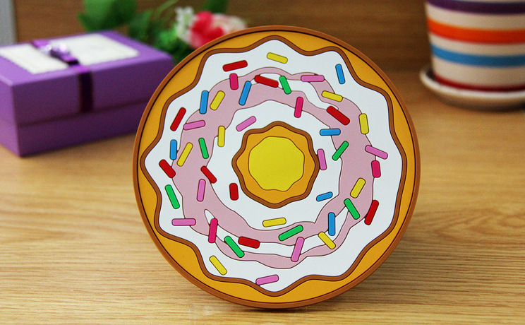 Creative and lovely donut heat insulation pad food-grade PVC soft plastic cup cushion environment-friendly wear-resistant meal pad Creative and lovely donut heat insulation pad food-grade PVC soft plastic cup cushion environment-friendly wear-resistant meal pad