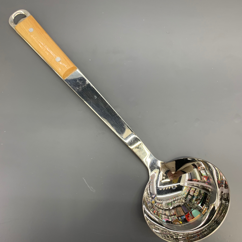 Stainless steel cooking spoon with oak handle kitchen utensils and appliances thickened stir - fry spatula set