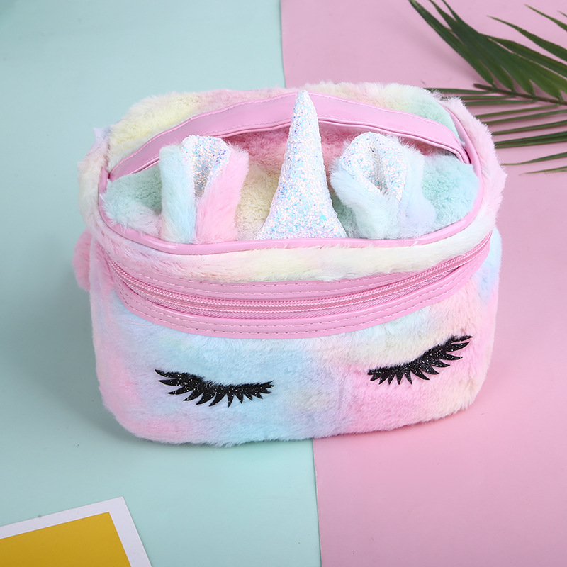 2021 New Cartoon Cosmetic Bag Children's Cute Big Eyes Plush Unicorn Large Capacity Portable Storage Bag 2021 New Cartoon Cosmetic Bag Children's Cute Big Eyes Plush Unicorn Large Capacity Portable Storage Bag