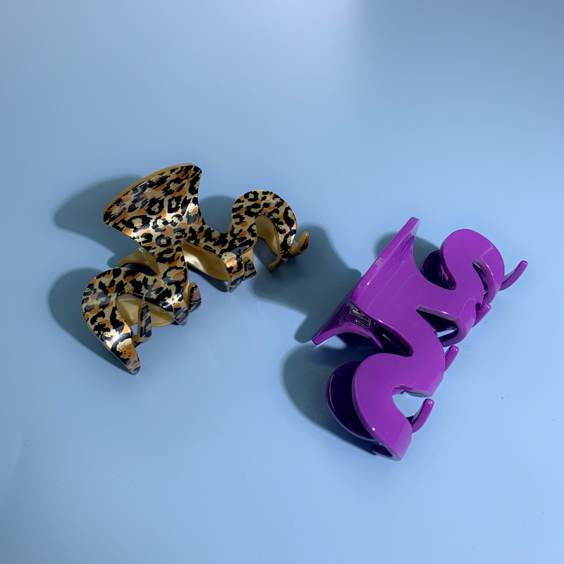 New High-Grade BV Green Leopard Print M Wave Acrylic Acetate Hairpin Back Head Updo Hair Claw Hair Accessories New High-Grade BV Green Leopard Print M Wave Acrylic Acetate Hairpin Back Head Updo Hair Claw Hair Accessories