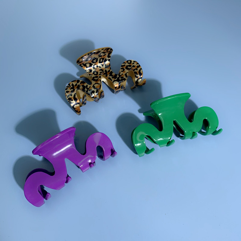 New High-Grade BV Green Leopard Print M Wave Acrylic Acetate Hairpin Back Head Updo Hair Claw Hair Accessories New High-Grade BV Green Leopard Print M Wave Acrylic Acetate Hairpin Back Head Updo Hair Claw Hair Accessories