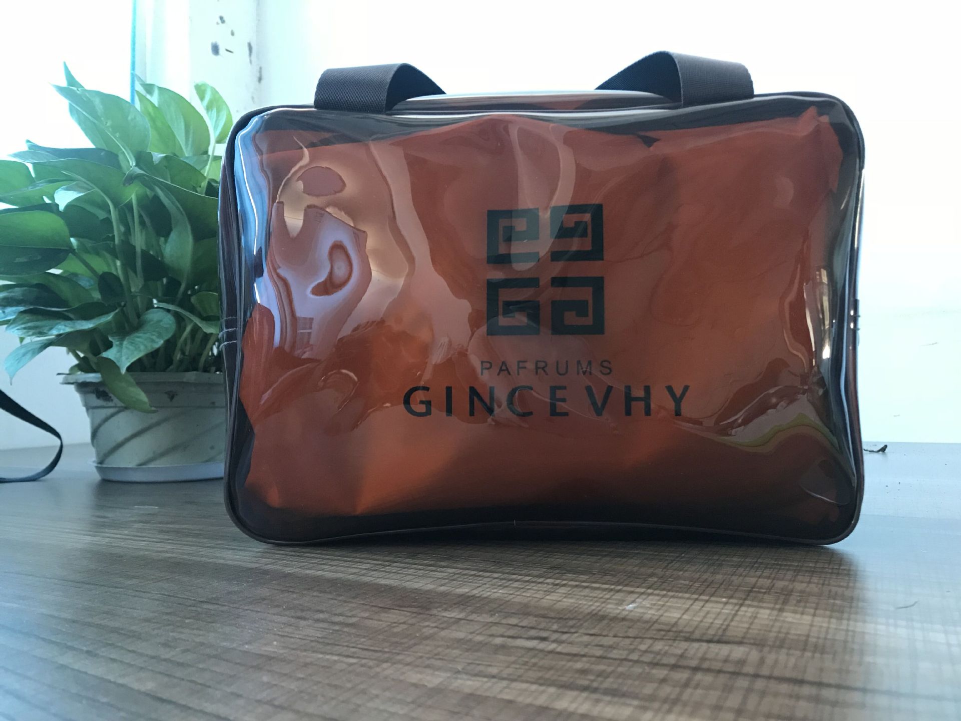 Waterproof PVC Cosmetic Bag Large Capacity Travel Storage Bag PVC Transparent Wash Bag Beach Bag