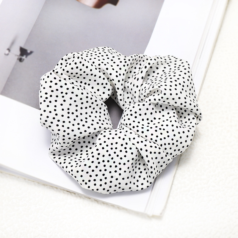 Cross-border hot selling chiffon printing hair ring large intestine ring head rope rubber band heart wave head flower Cross-border hot selling chiffon printing hair ring large intestine ring head rope rubber band heart wave head flower