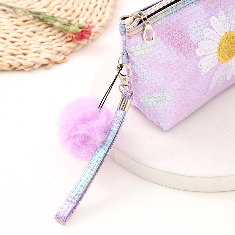 2021 New Sequined Chrysanthemum Flat Bag Portable More than Cosmetic Bag Styles Travel Goods Storage Bag Laser