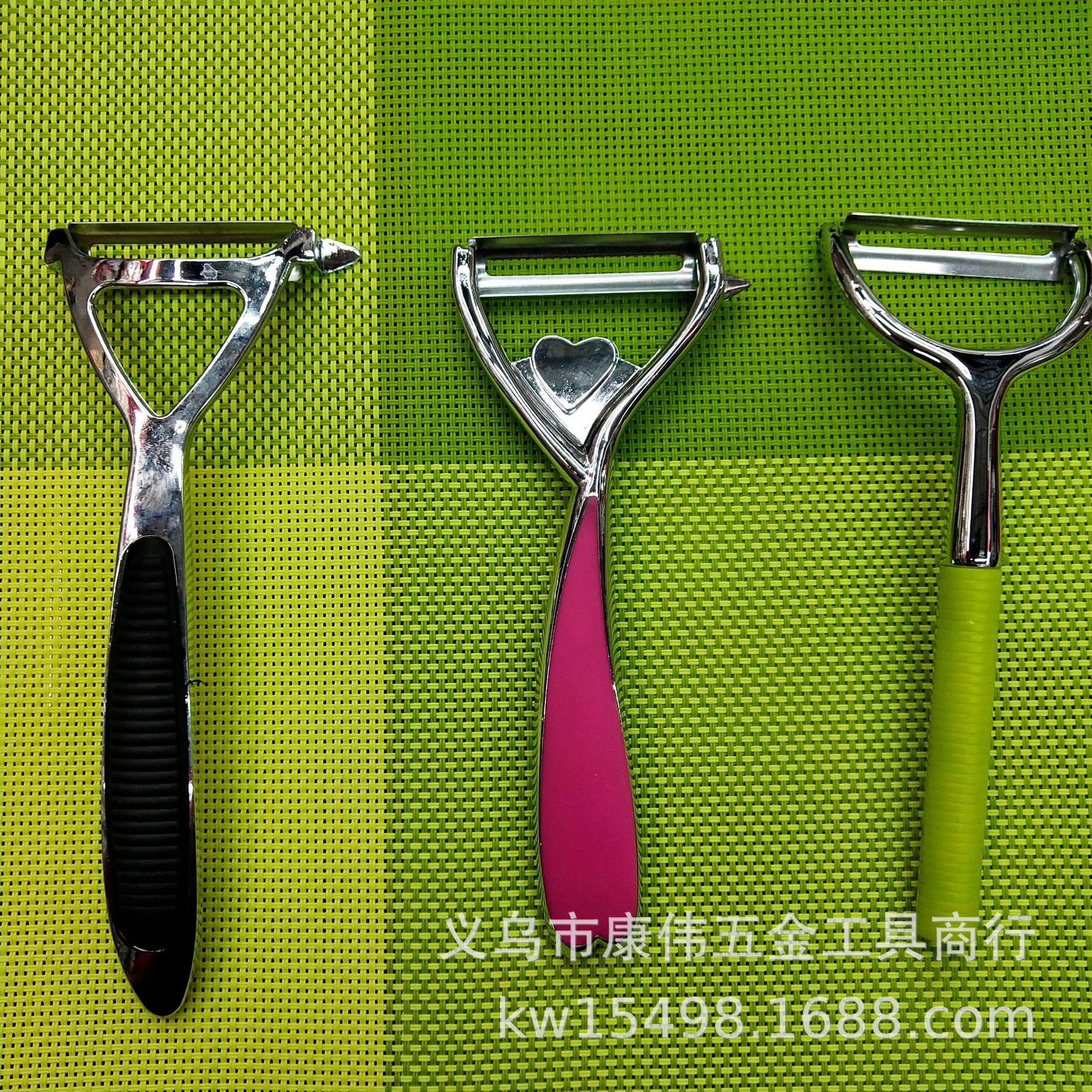 Kangwei Stainless Steel Kitchen Gadget Multi-Function Grater Paring Knife Knife Scraping Peeler Peeler