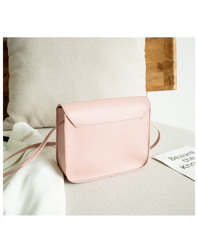 Gift Bag Wholesale Women's Bag Korean Style Cool Contrast Color Swan Small Square Bag 2021 Summer and Autumn New Collection One Shoulder Phone Bag Gift Bag Wholesale Women's Bag Korean Style Cool Contrast Color Swan Small Square Bag 2021 Summer and Autumn New Collection One Shoulder Phone Bag