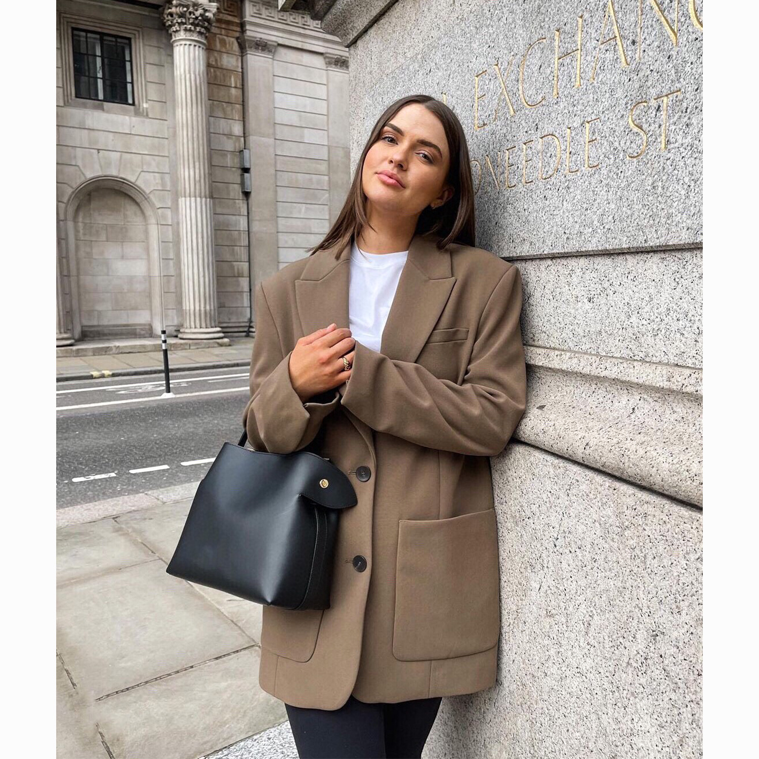 2022 Export to France Foreign Trade Niche Swan Baotou Layer Litchi Pattern Cowhide Tote Half-Handmade Commuter Women's Bag 2022 Export to France Foreign Trade Niche Swan Baotou Layer Litchi Pattern Cowhide Tote Half-Handmade Commuter Women's Bag
