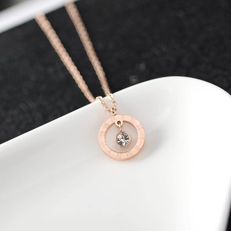 Korean Fashion All-Match Rose Gold Titanium Steel Necklace Women 'S Net Red Swan Short Pendant Necklace Non-Fading Clavicle Chain Korean Fashion All-Match Rose Gold Titanium Steel Necklace Women 'S Net Red Swan Short Pendant Necklace Non-Fading Clavicle Chain