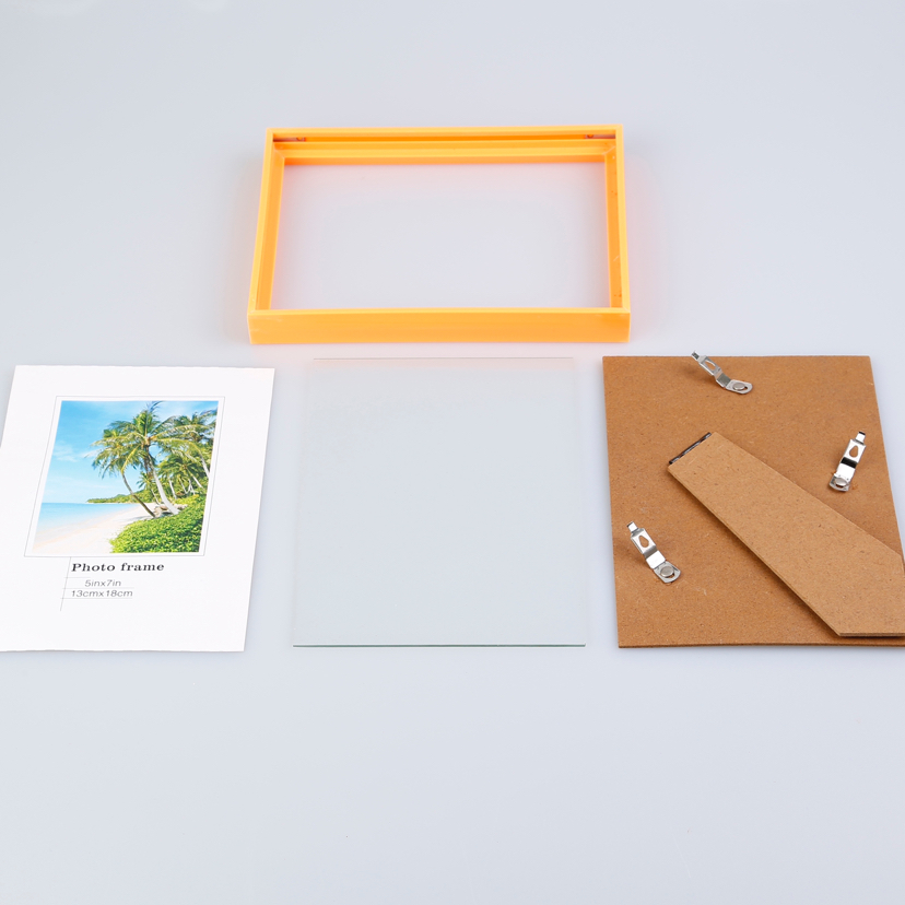 Yellow PVC Material Creative Decoration Photo Home Decorative Gift Living Room Bedroom Crafts Plastic Photo Frame Yellow PVC Material Creative Decoration Photo Home Decorative Gift Living Room Bedroom Crafts Plastic Photo Frame