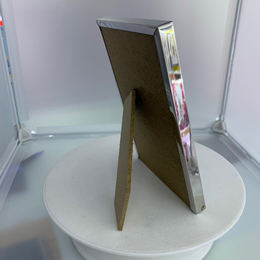 Triangle Stainless Steel Silver Density Plate Backboard Creative Decoration Home Decorative Gift Photo Metal Photo Frame Triangle Stainless Steel Silver Density Plate Backboard Creative Decoration Home Decorative Gift Photo Metal Photo Frame