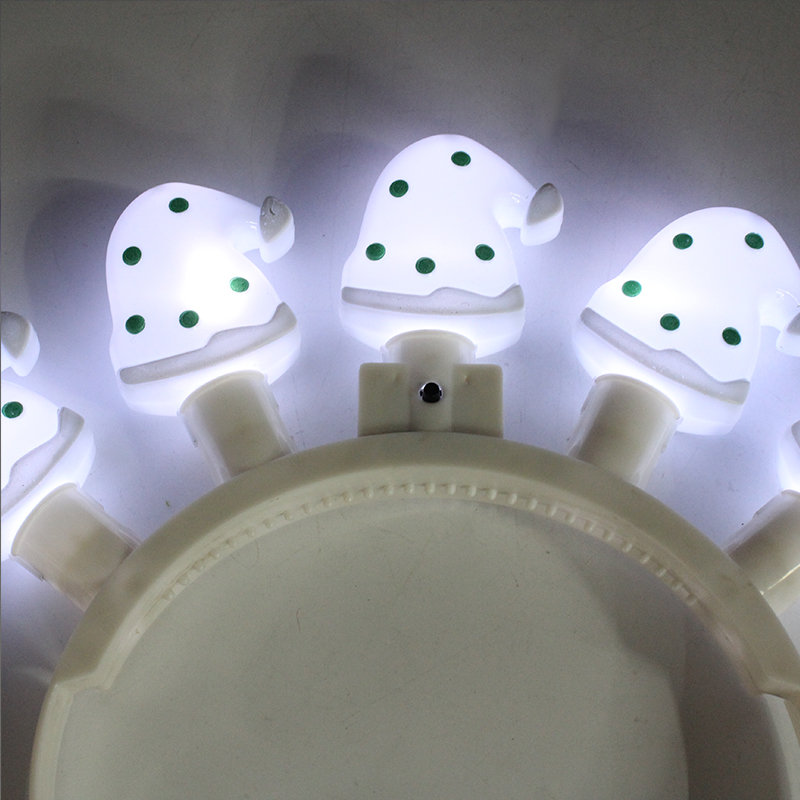 ZD Foreign Trade Popular Style Direct Selling Christmas Hat Head Buckle Luminous Head Buckle Bulb Head Buckle Christmas Halloween Products ZD Foreign Trade Popular Style Direct Selling Christmas Hat Head Buckle Luminous Head Buckle Bulb Head Buckle Christmas Halloween Products
