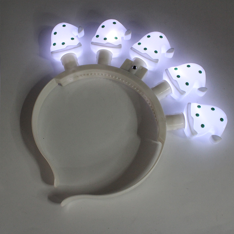 ZD Foreign Trade Popular Style Direct Selling Christmas Hat Head Buckle Luminous Head Buckle Bulb Head Buckle Christmas Halloween Products ZD Foreign Trade Popular Style Direct Selling Christmas Hat Head Buckle Luminous Head Buckle Bulb Head Buckle Christmas Halloween Products