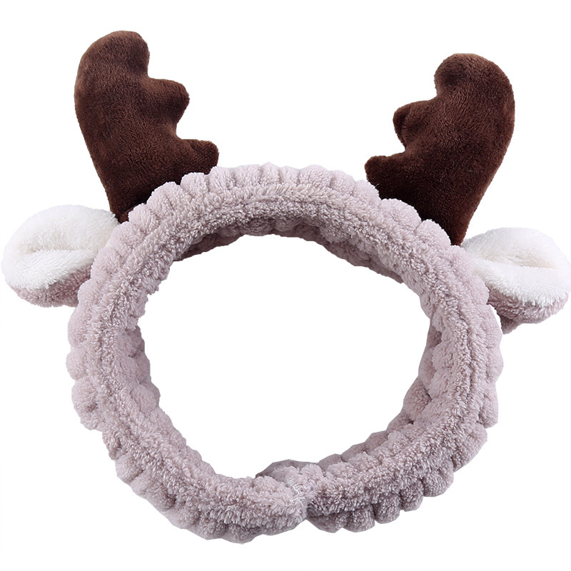 A headband for a bath, a cute Korean antler, and a soft mask for a headband