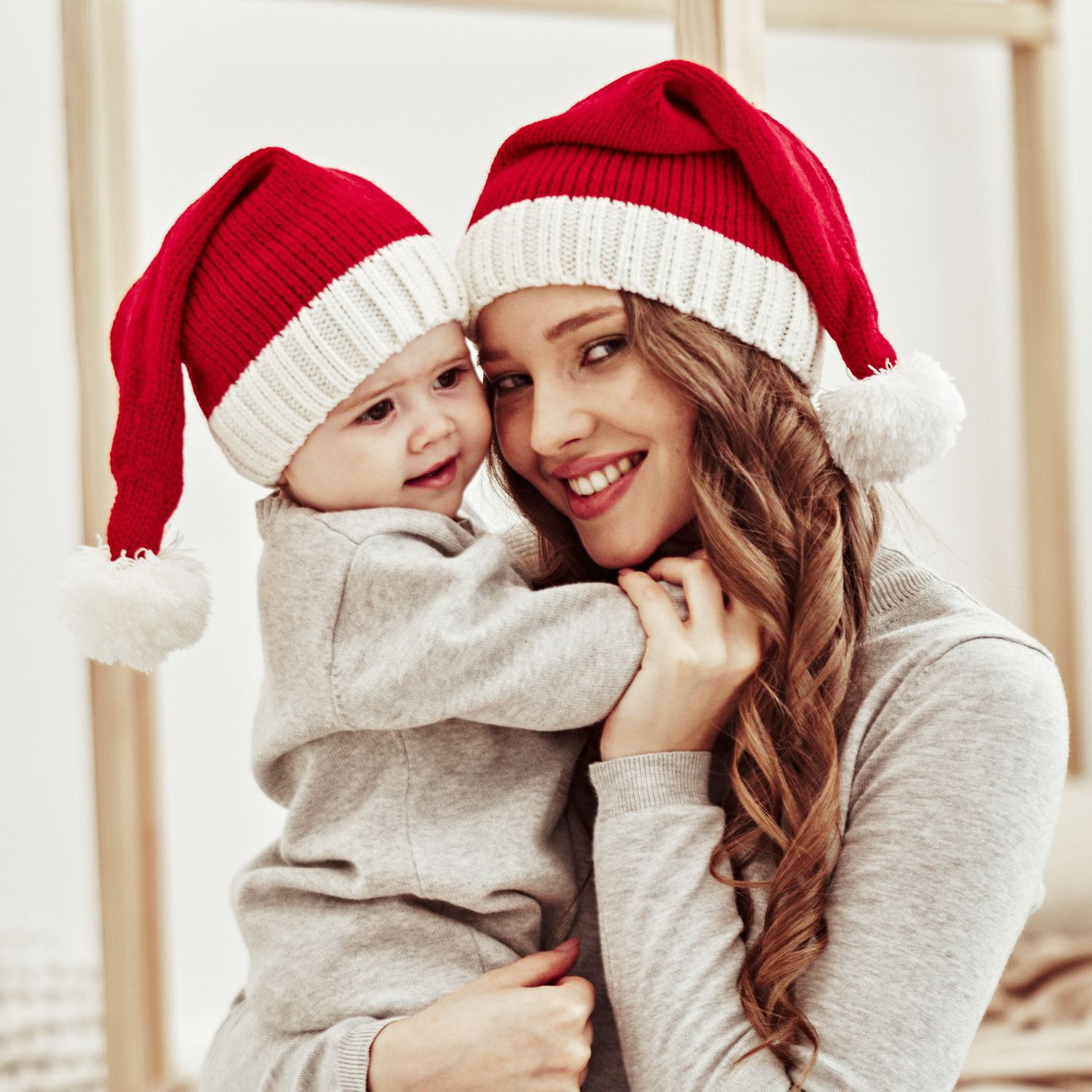 European and American Autumn and Winter New Parent-Child Hat Wool Christmas Hat Single Ball Acrylic Baby Mother Warm Knitted Hat European and American Autumn and Winter New Parent-Child Hat Wool Christmas Hat Single Ball Acrylic Baby Mother Warm Knitted Hat