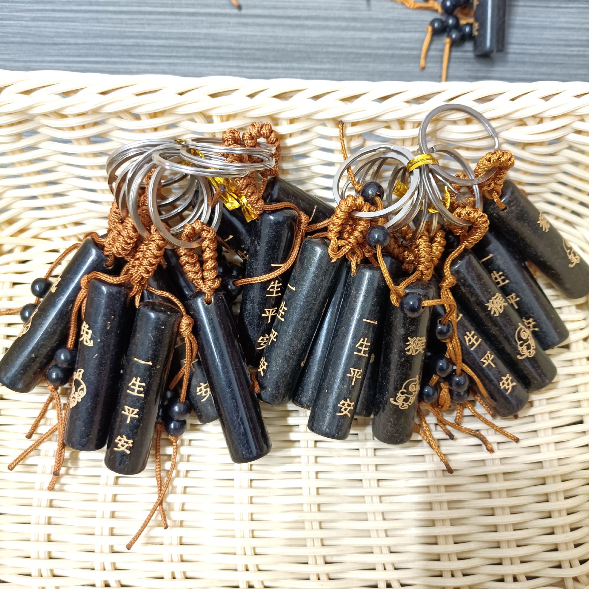 Zodiac Pendant Keychain Key Pendants Ornaments 12 Zodiac Accessories 1 Yuan Jewelry 2 Yuan Department Store Wholesale