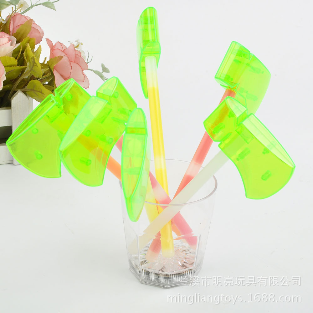 Fluorescent weapon kit glow - in - the - dark toy glow - in - the - dark toy factory supplies Halloween glow - in - the - dark axes