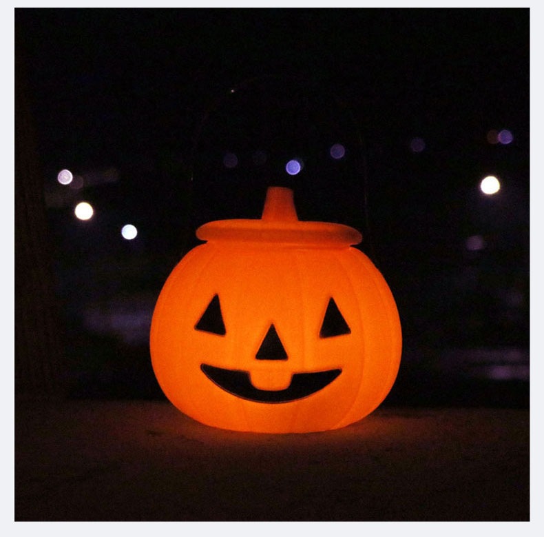 Halloween Pumpkin Lantern Portable Self-Produced Decoration Festive Supplies Halloween Props Playing Plastic Children Pumpkin Lantern Halloween Pumpkin Lantern Portable Self-Produced Decoration Festive Supplies Halloween Props Playing Plastic Children Pumpkin Lantern