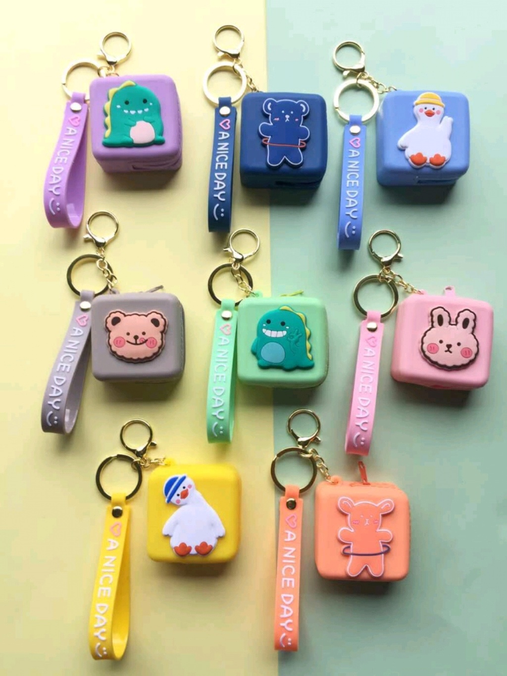 Cartoon Box Coin Purse Silicone PVC Pendant Storage Cute Creative Key Ring Pendants Small Gift Key Cartoon Box Coin Purse Silicone PVC Pendant Storage Cute Creative Key Ring Pendants Small Gift Key