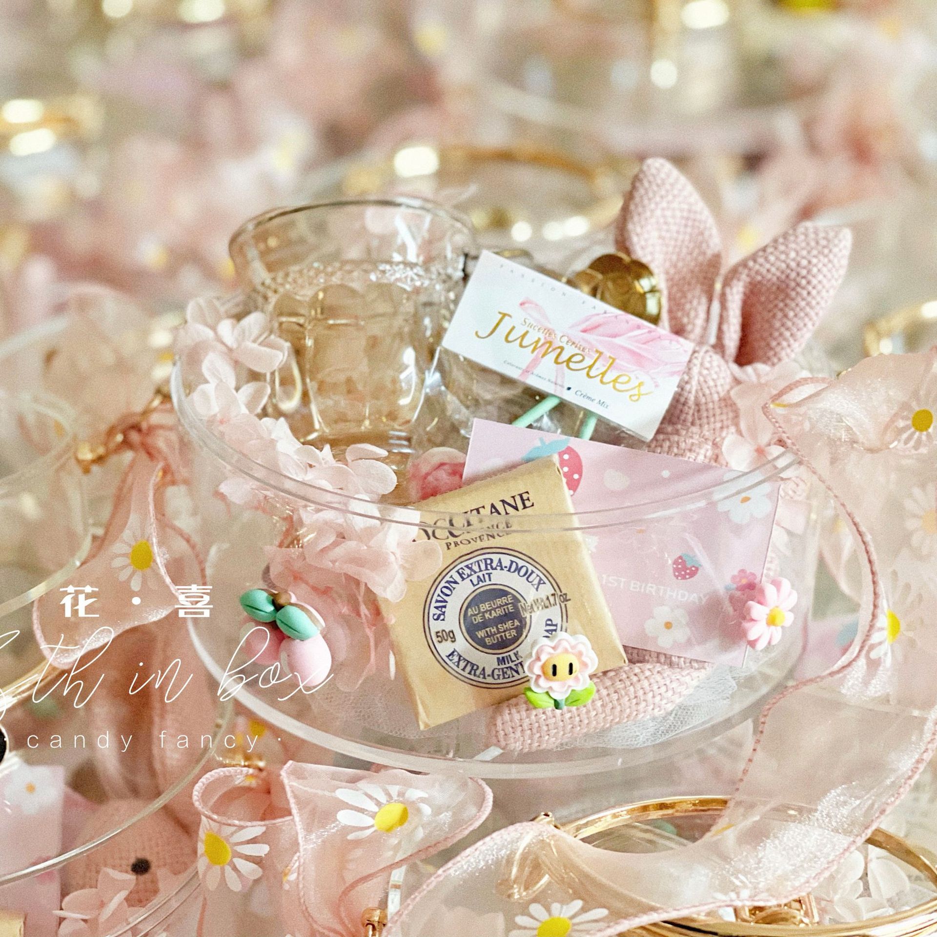 Candy Box Hand Gift Box Metal Pull Ring Bridesmaid Hand Gift Wedding Candies Box Gift Box Return Gift