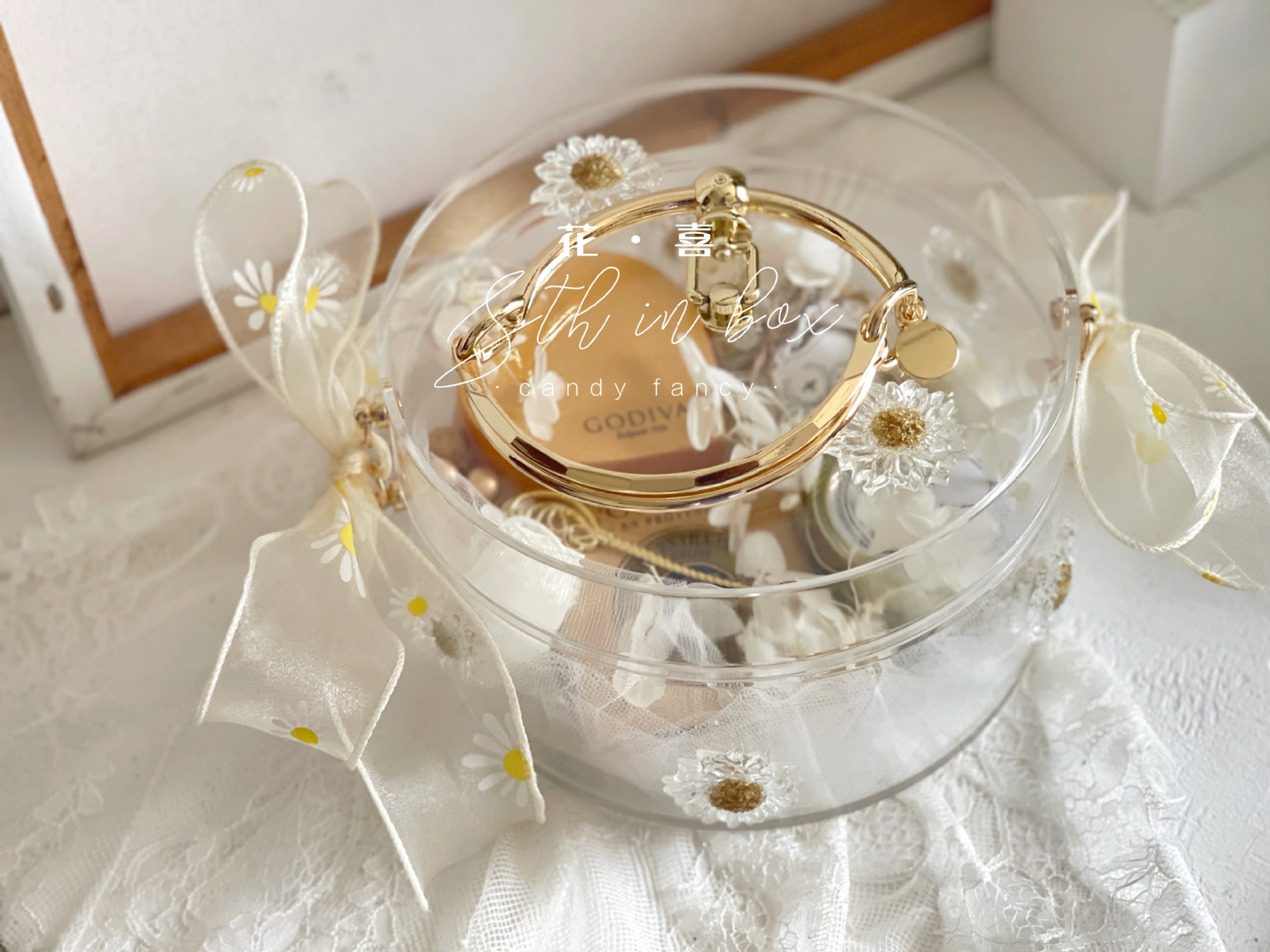 Candy Box Hand Gift Box Metal Pull Ring Bridesmaid Hand Gift Wedding Candies Box Gift Box Return Gift Candy Box Hand Gift Box Metal Pull Ring Bridesmaid Hand Gift Wedding Candies Box Gift Box Return Gift