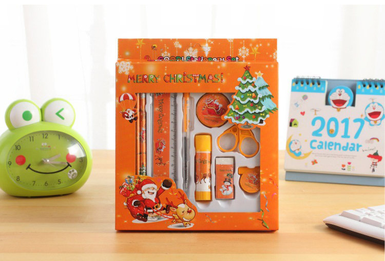 Christmas Small Gift Stationery Nine-Piece Set Santa Claus Pencil Combination Practical Stationery Set Pupil Prize