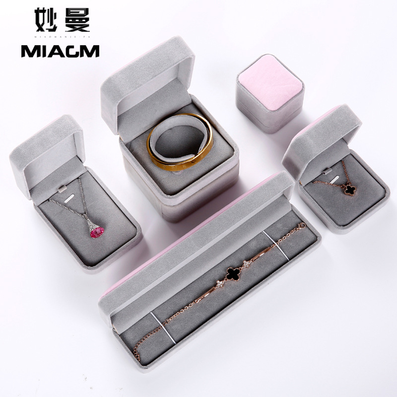 Jewelry Box Wholesale Flannel Necklace Box Pendant Box Flannel Ring Stud Earrings Box Bracelet Box Jewelry Box