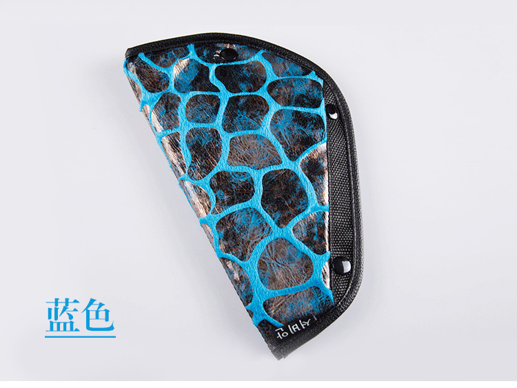 Safety belt triangle fixing device for automobile safety belt