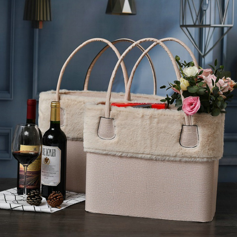 Welcome Candy Box European red wine gift Box For Visiting relatives and friends during Spring Festival