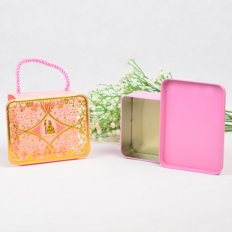 New Wedding Favors Candy Box Packaging Tinplate Wedding Candies Box Creative Hollow Envelope Candy Wholesale