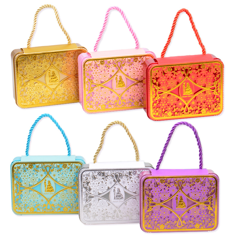 New Wedding Favors Candy Box Packaging Tinplate Wedding Candies Box Creative Hollow Envelope Candy Wholesale