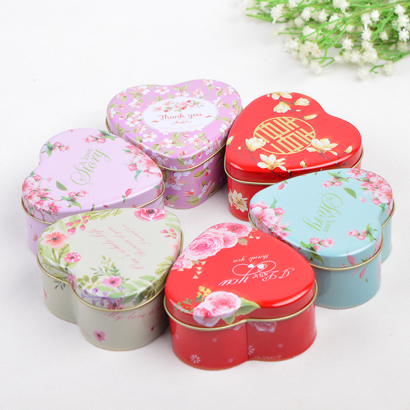 New Creative Wedding Tinplate Wedding Candies Box Large Heart-Shaped Cigarette Gift Box Candy Box in Stock Wholesale