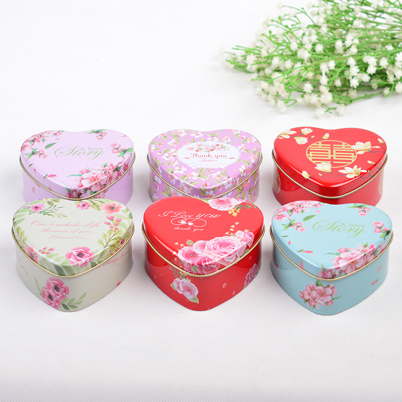 New Creative Wedding Tinplate Wedding Candies Box Large Heart-Shaped Cigarette Gift Box Candy Box in Stock Wholesale