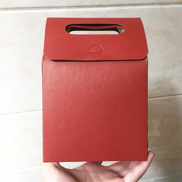 Clamshell kraft paper carrying box spot snack candy box dry fruit tea wrapping gift paper bag can be launched