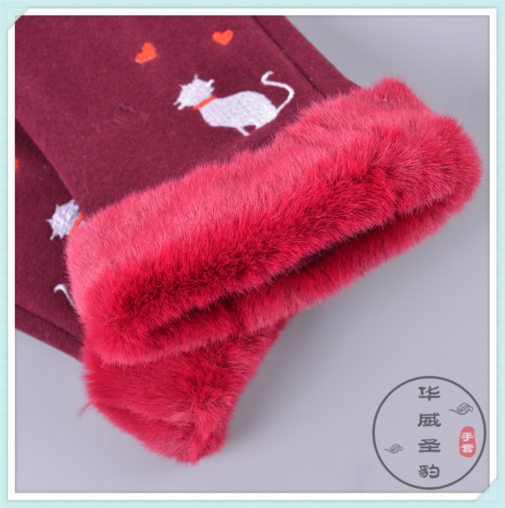 Winter Women's Warm-Keeping and Cold-Proof Plush Cycling Touch Screen plus Velvet Thickened Korean Style Cute Gloves Winter Women's Warm-Keeping and Cold-Proof Plush Cycling Touch Screen plus Velvet Thickened Korean Style Cute Gloves