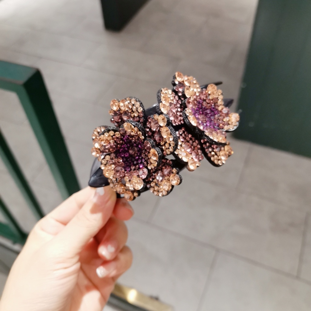 Barrettes Female Korean Duckbill Clip Headdress Tie up the Hair Back Head Large Updo Hair Claw Rhinestone Hairpin Flower Top Barrettes Female Korean Duckbill Clip Headdress Tie up the Hair Back Head Large Updo Hair Claw Rhinestone Hairpin Flower Top